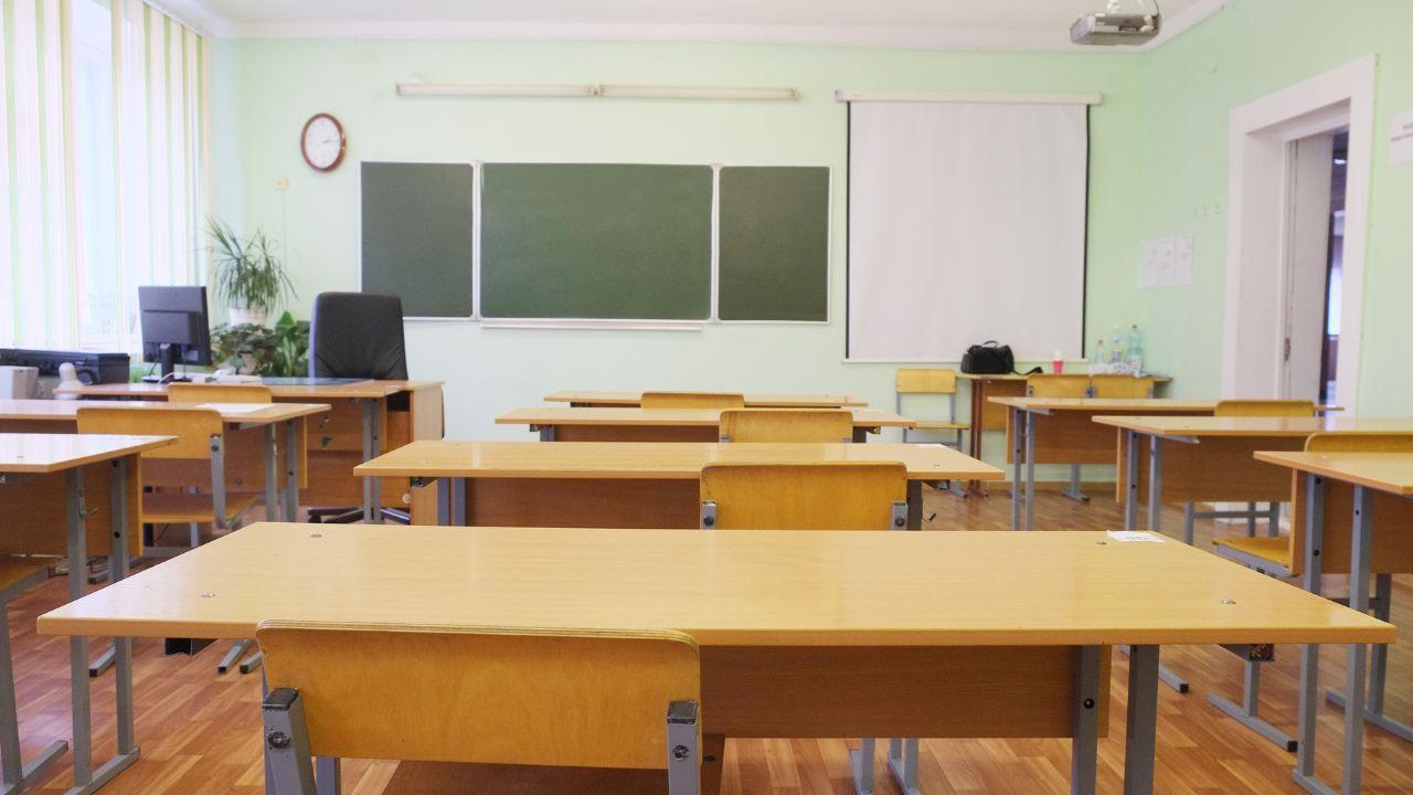 Toronto Schools Struggle to Cope as Heat Wave Grips City