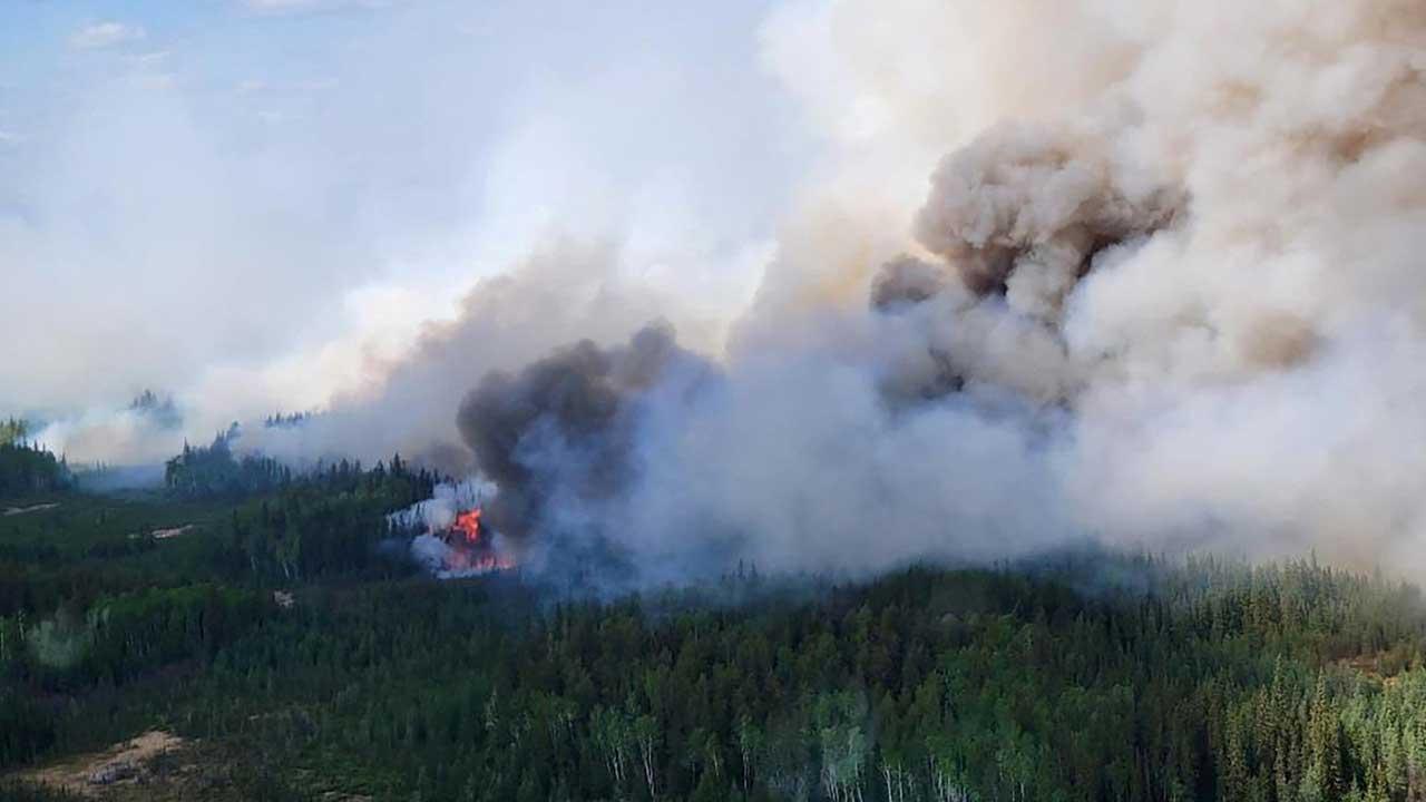 Canada Wildfire Smoke Turns Toronto Air Hazardous in July 2025