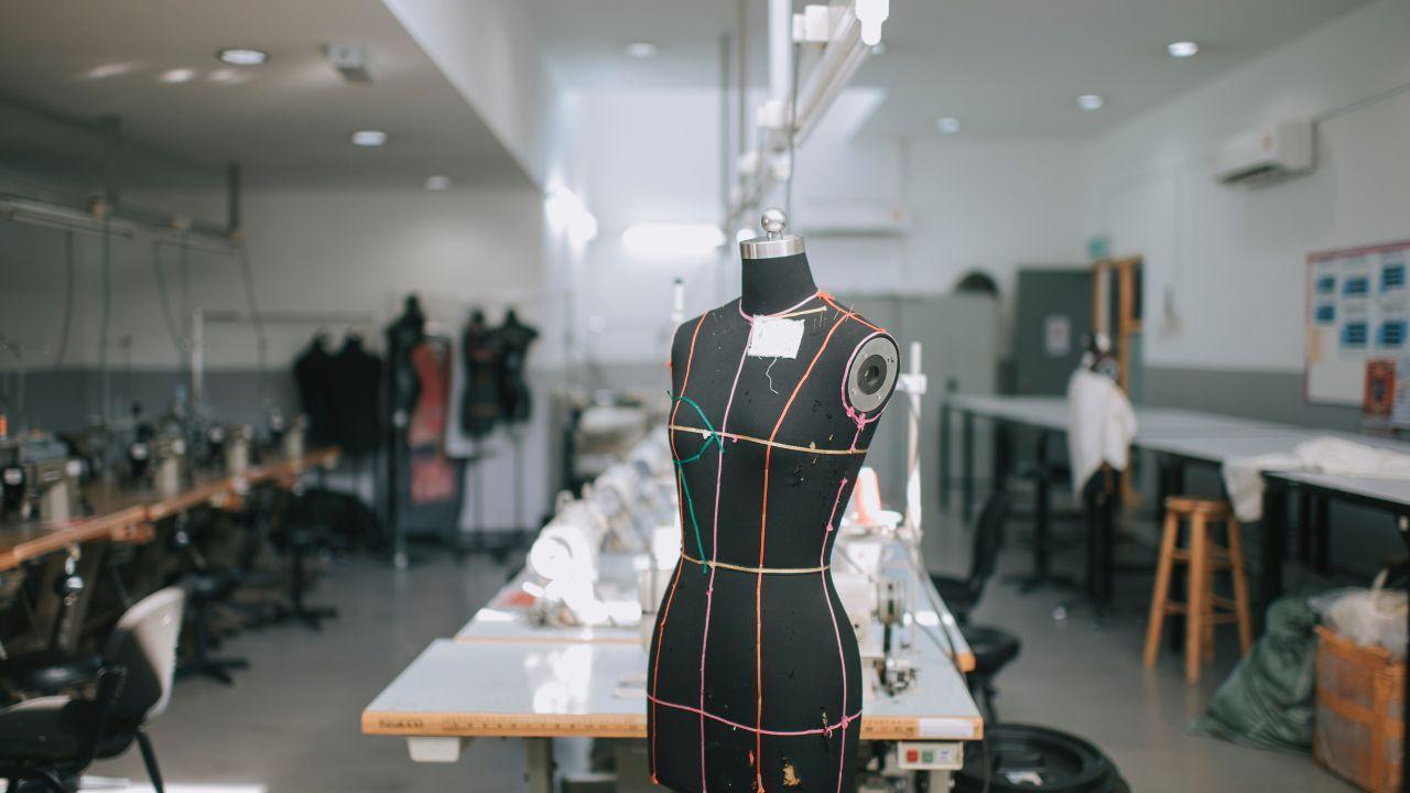 Reliance, Myntra & Libas spark fashion quick‑commerce race