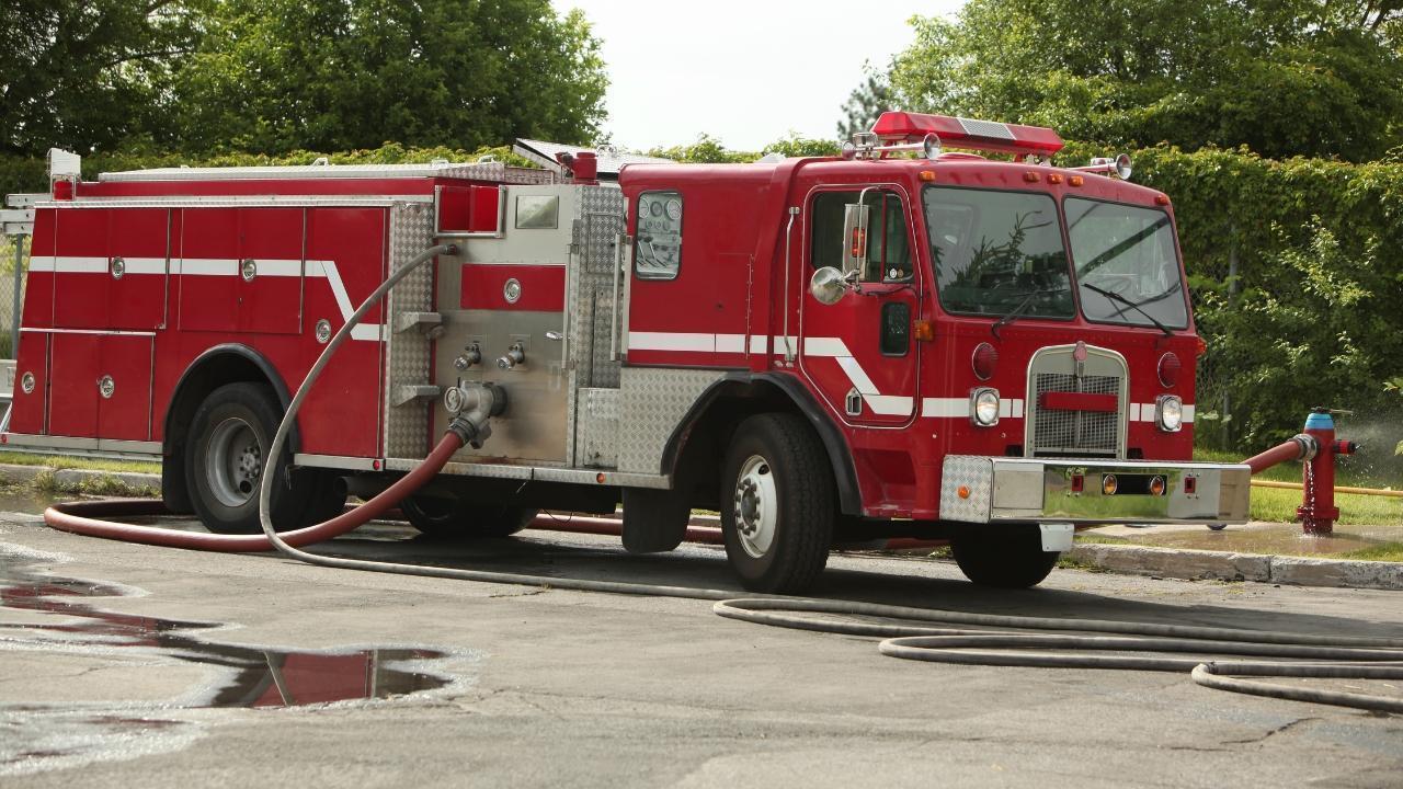 Firefighters Battle Downtown Montreal Blaze on Saint‑Laurent Blvd