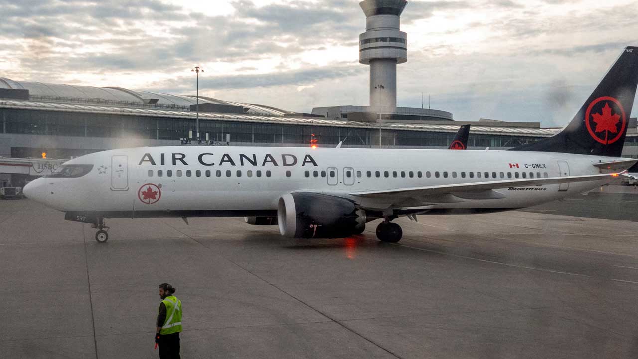 Air Canada Strike Threat Flight Attendants May Walk Out Saturday