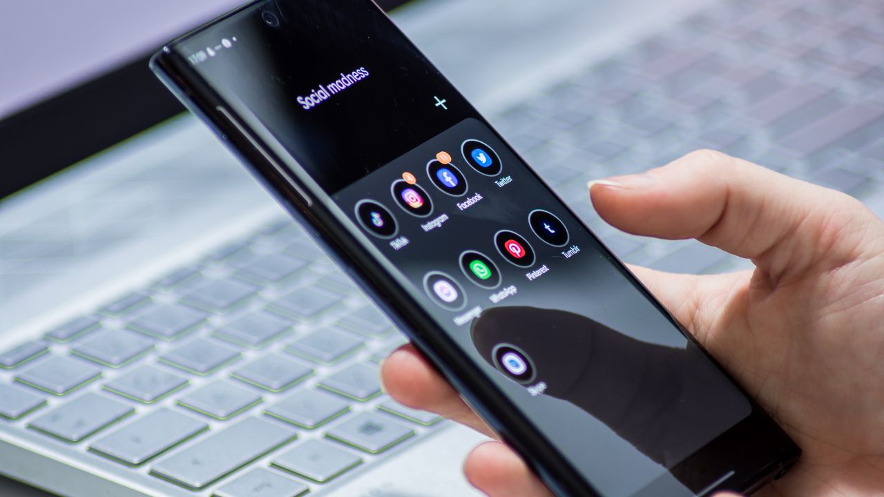 Google Launches Pixel 10 Phones with Advanced AI Features
