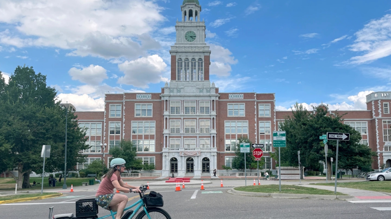 US Govt Says Denver School’s Gender-Neutral Bathrooms Break Title IX Rule