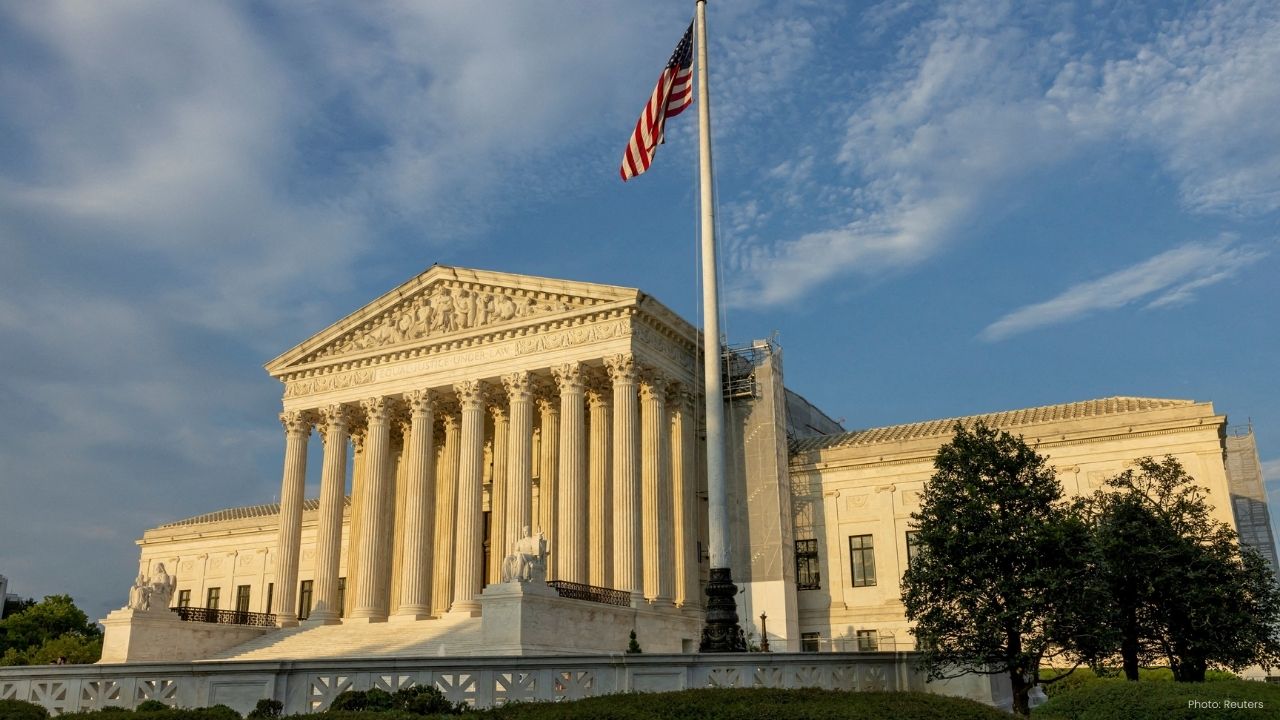 Trump Asks Supreme Court to Overturn Ruling on His Tariffs