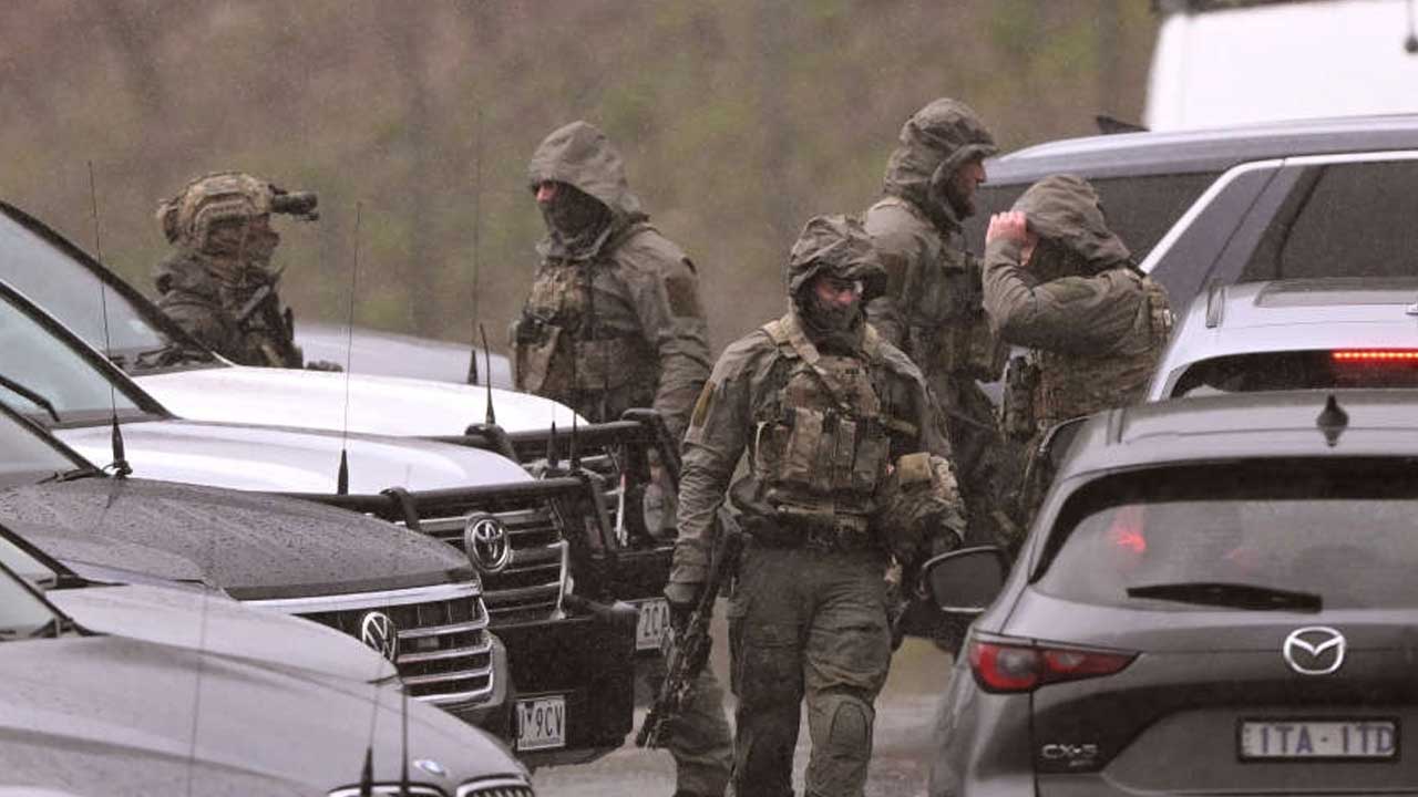 Australia Offers Record A$1 Million Reward to Catch Gunman Who Killed Two Cops