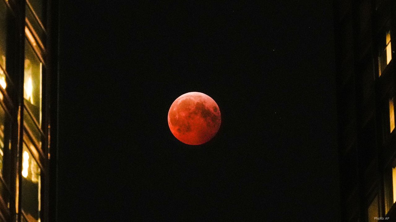 Rare Blood Moon Lunar Eclipse to Dazzle UK Skies Sunday Night