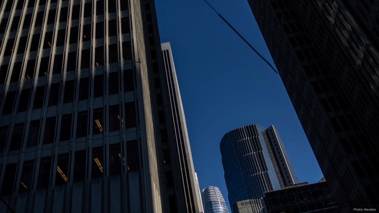 SM REITs Explained Minimum Investment Benefits Risks & How They Work