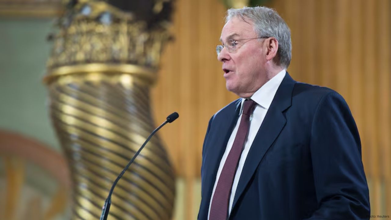 Ken Dryden Legendary Canadiens Goalie Dies at 78 After Cancer Battle