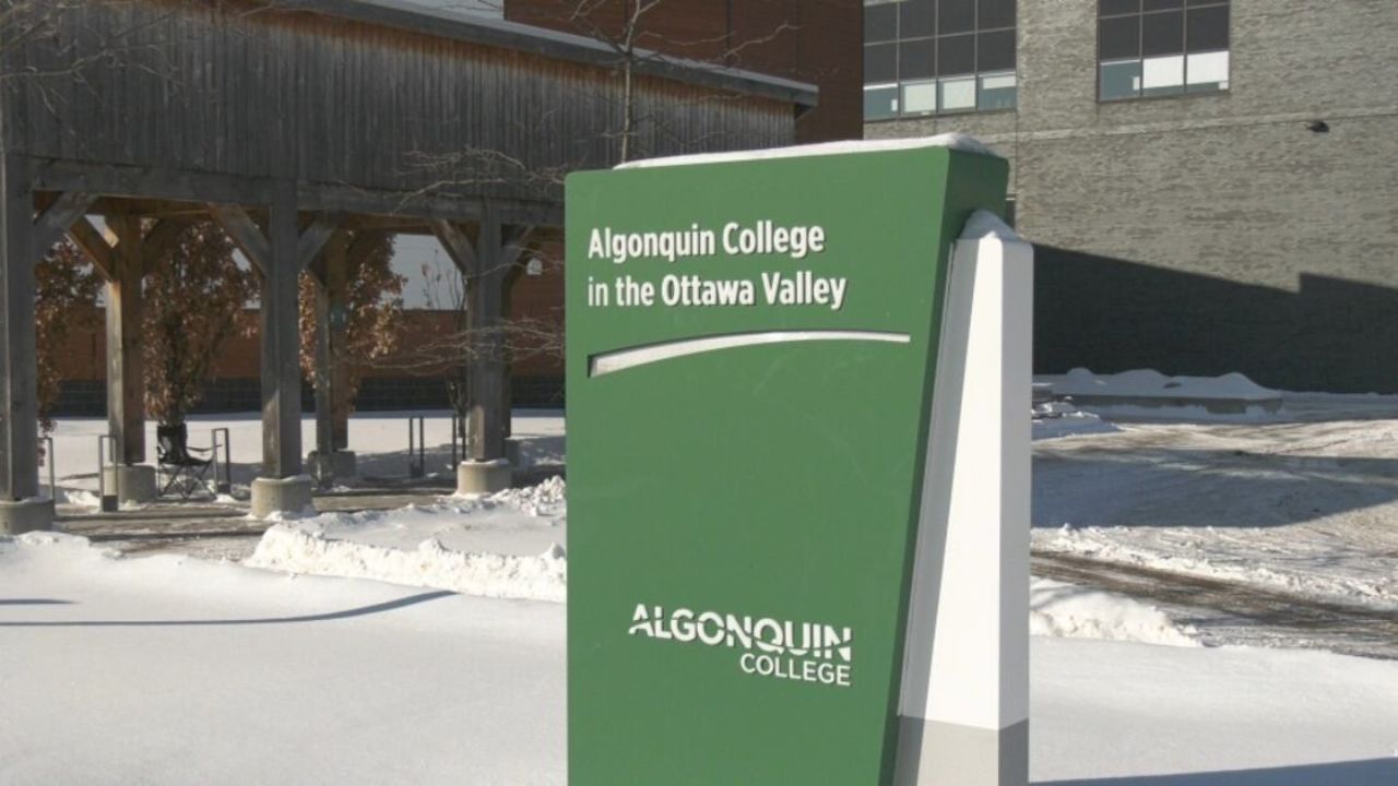 Support Staff Strike Begins at Ontario Colleges, Students Warned of Delays