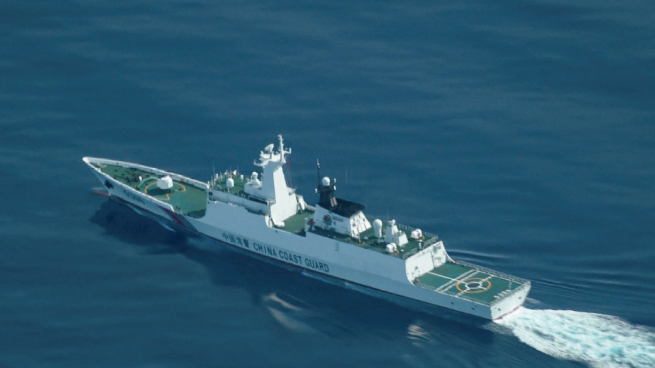 China’s Fujian Aircraft Carrier Sails Through Taiwan Strait