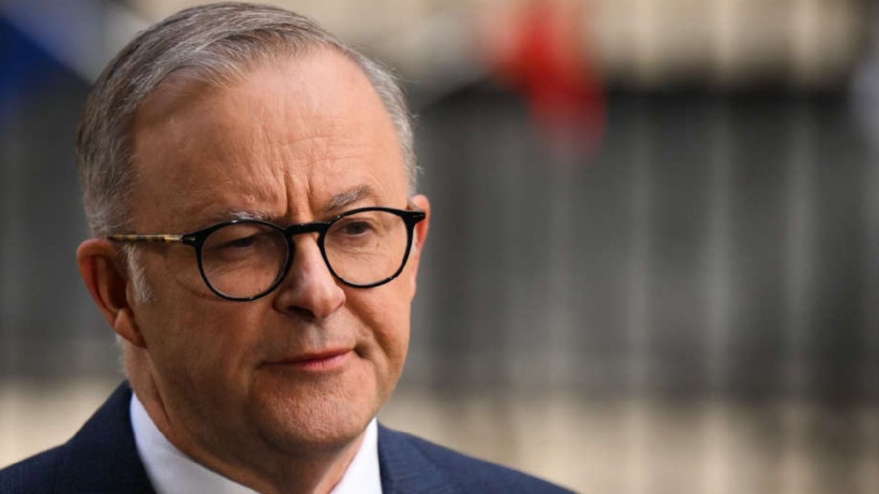 Australia’s Prime Minister Heads to New York, Possible First Meeting with Trump