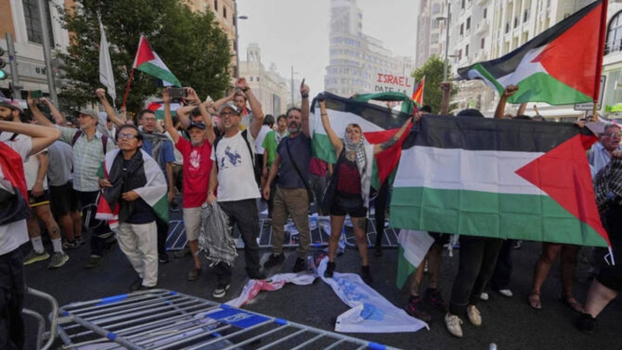 Western Celebrities Lead Calls for Cultural Boycott of Israel over Gaza Conflict