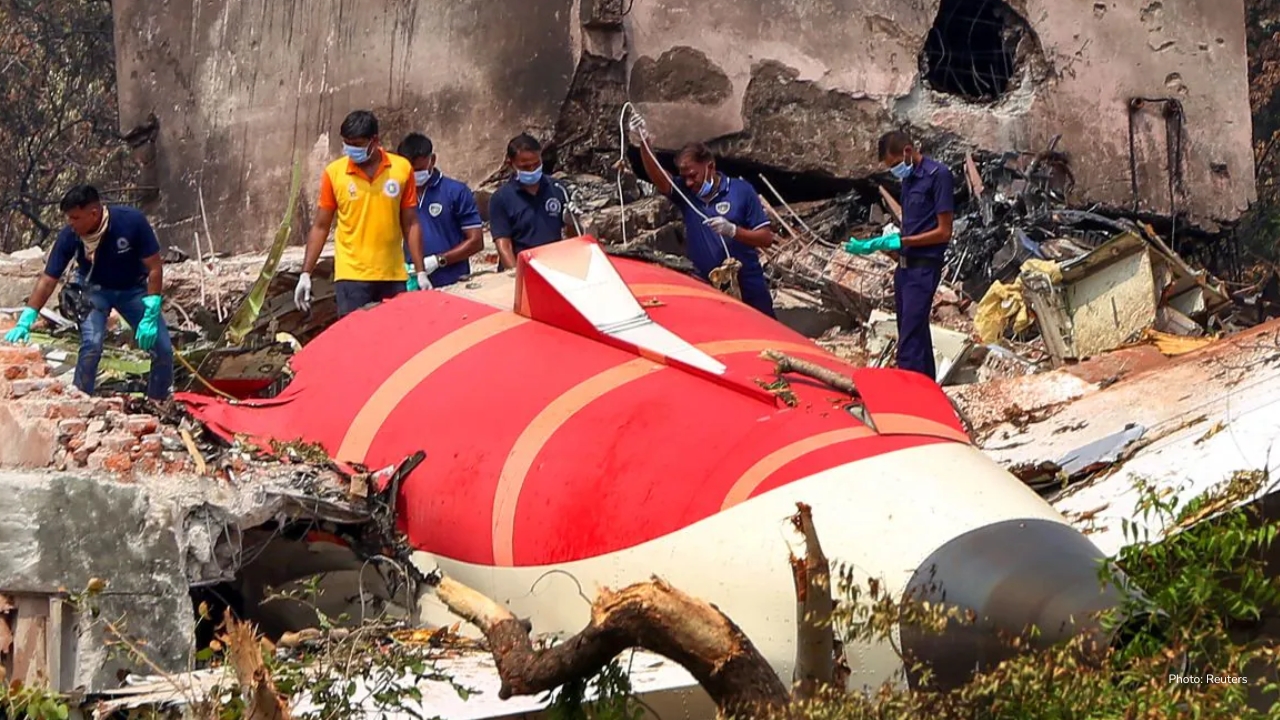 Supreme Court Seeks Independent Probe into AI 171 Crash