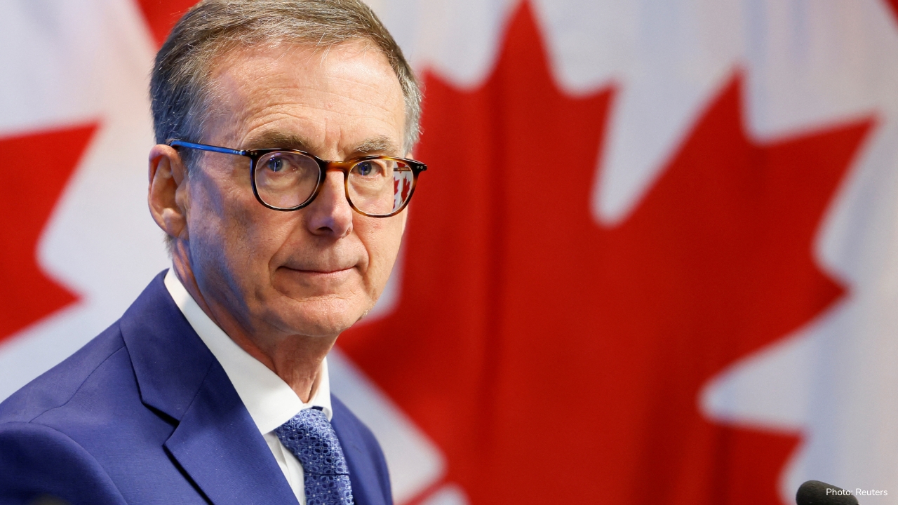 Canadian Dollar Falls to One-Week Low Before Macklem's Speech