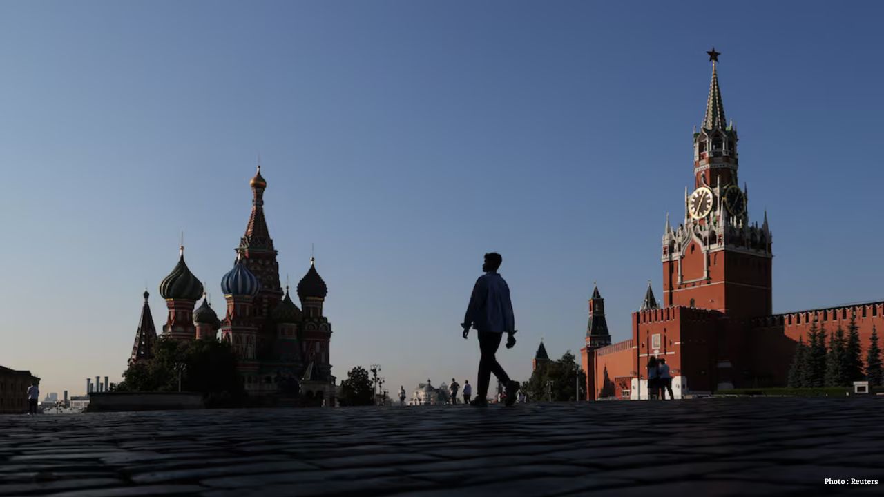 Russia Plans VAT Hike to Fund Ukraine War Amid Economic Worries