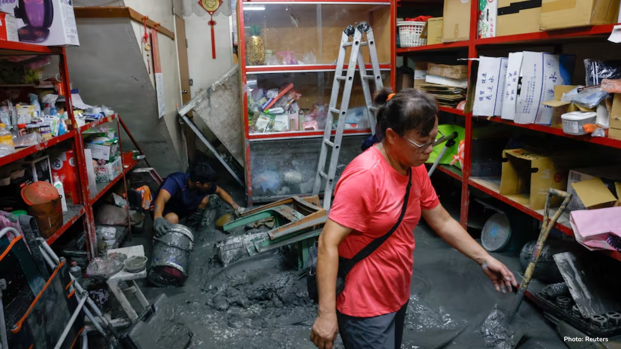 Taiwan Rescuers Battle Mud After Ragasa Floods