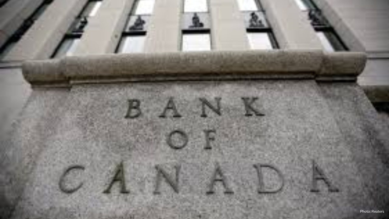 Canadian Dollar Hits Four-Month Low as U.S. Dollar Rises