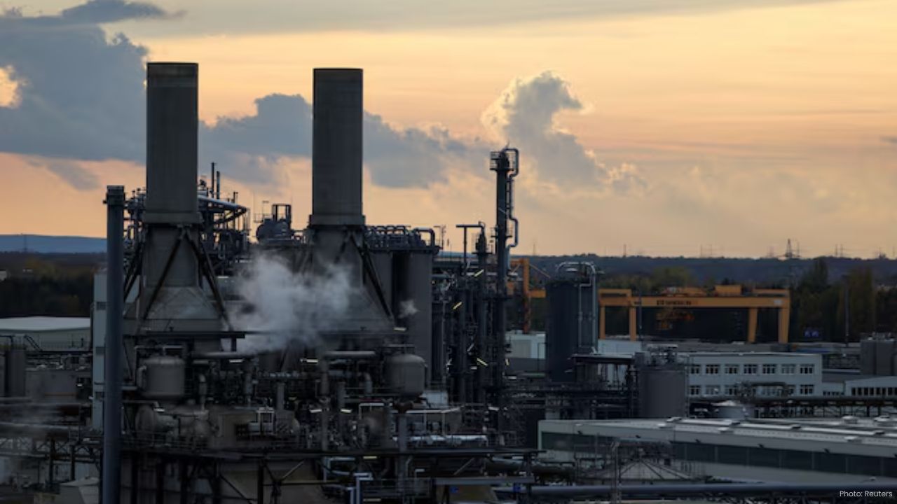 Invista Shuts Maitland Plant 100 Jobs Lost Amid Trade Pressures