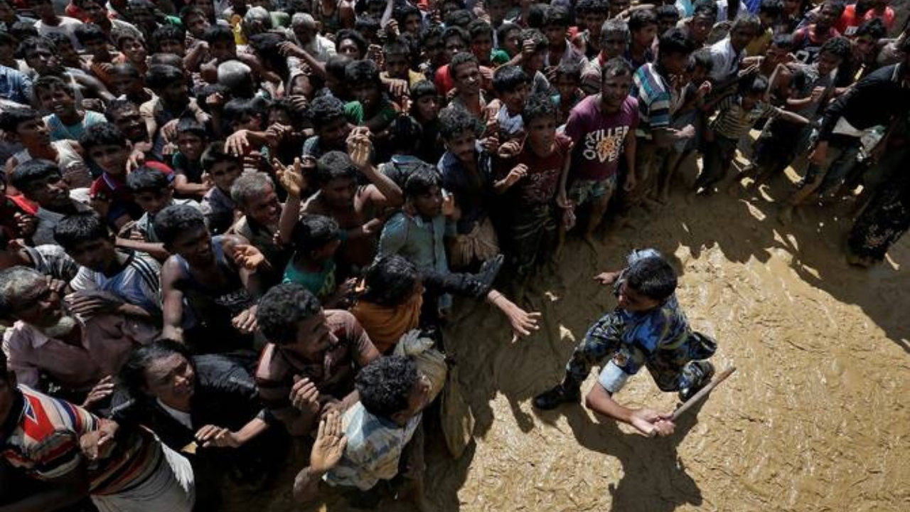 Myanmar Army Burns Rohingya Villages to Build New Military Camps