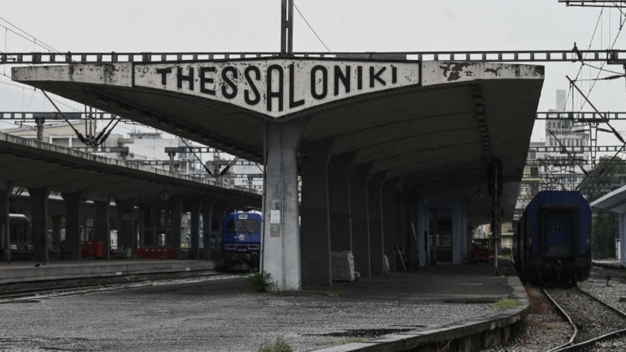 Greek Unions Stage Nationwide Strike Against 13-Hour Workday Plan