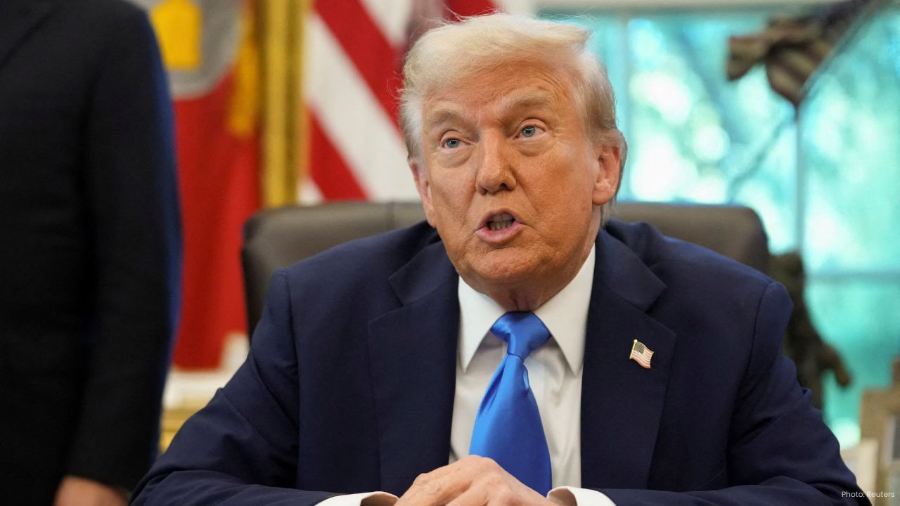 Trump Revives Canada Annexation Talk Amid Tariff Disputes
