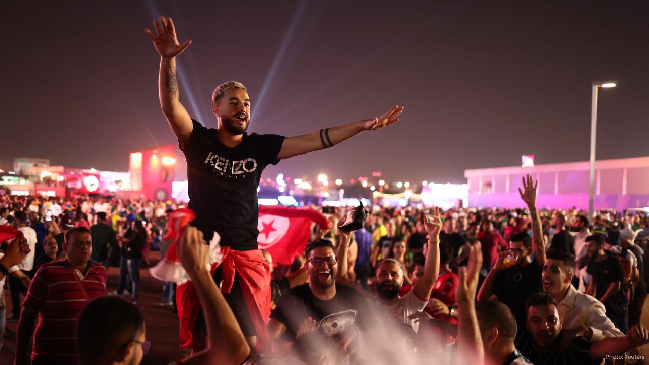World Cup 2026 Ticket Frenzy: Long Queues and Skyrocketing Prices