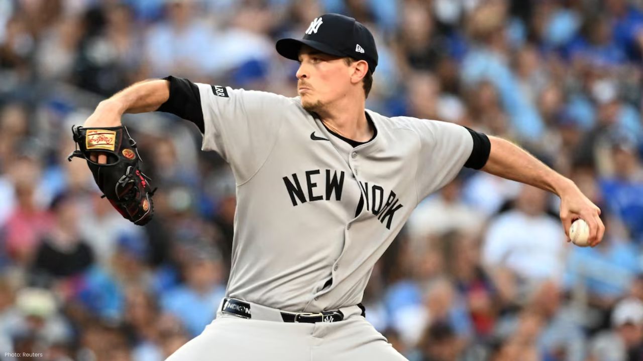 Blue Jays and Yankees Set for First-Ever Postseason Showdown