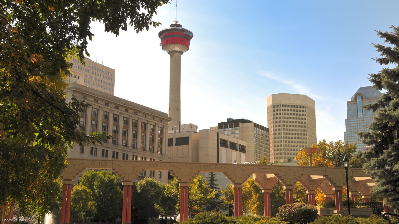 Alberta caps teacher deal at $2.6B as strike closes schools