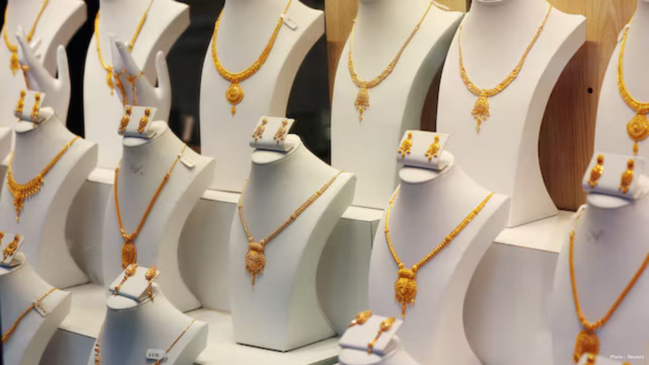 Gold Maintains Gains Amid Geopolitical Tension and Safe-Haven Demand