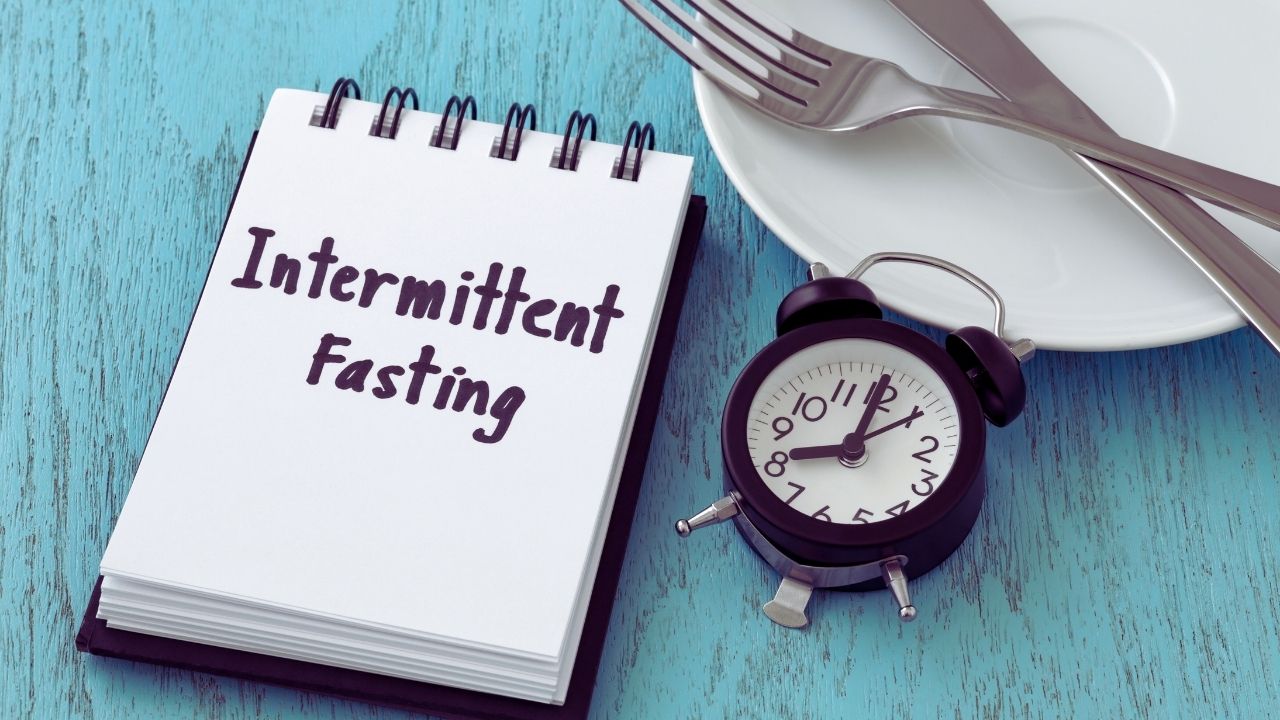 Intermittent Fasting Explained: Health Benefits, Risks, and Tips