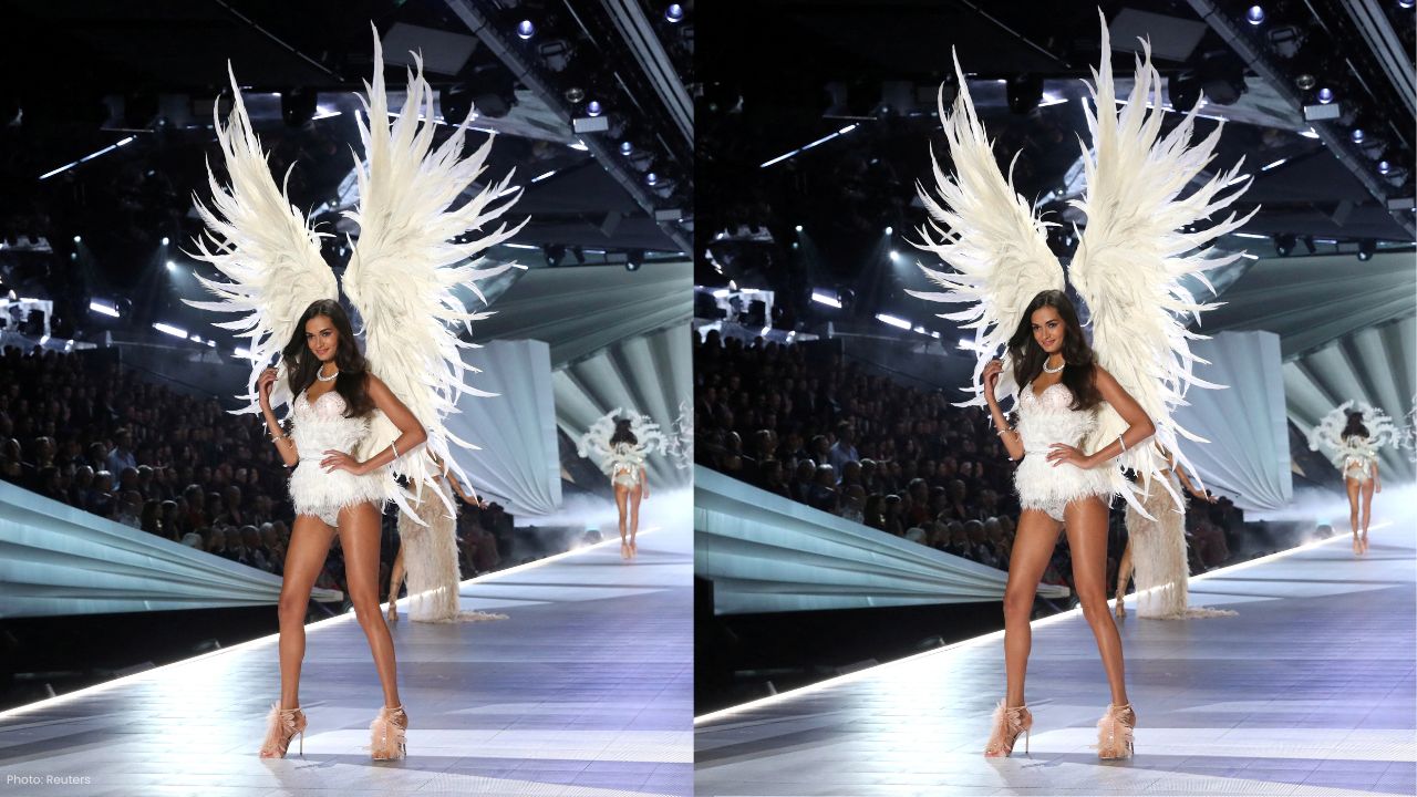 Victoria’s Secret Fashion Show 2025 Time Stream & Stars