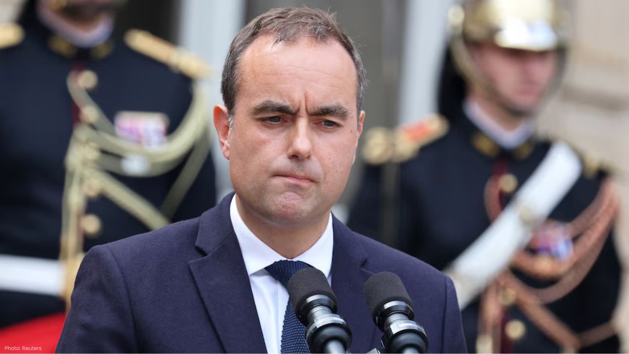 France PM Lecornu Survives No-Confidence After Pension Concession