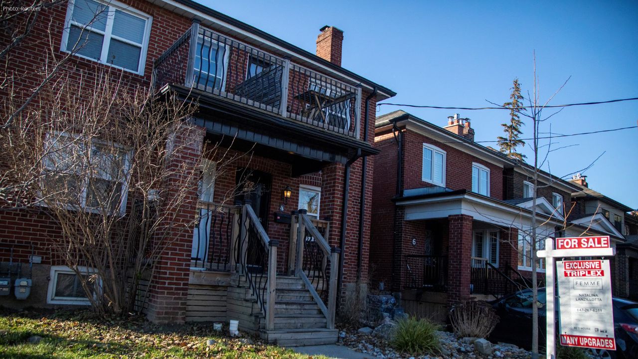 Canada Home Sales Fall 1.7% in September Amid Regional Slowdown