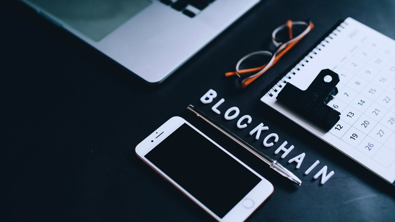 How Blockchain-Powered Decentralized Identity is Changing Digital Verification