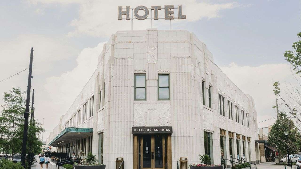The Rise of Hotel Hopping: A New Way to Travel