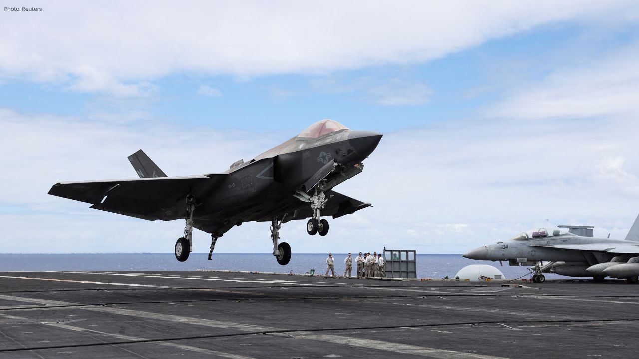 Canada’s Pilot Pay Changes Spark Grievances and Retention Issues