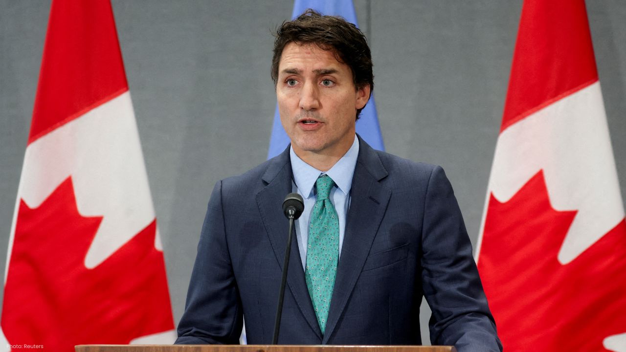 Canada cancels $250M Ukraine armoured vehicle refurbishment deal