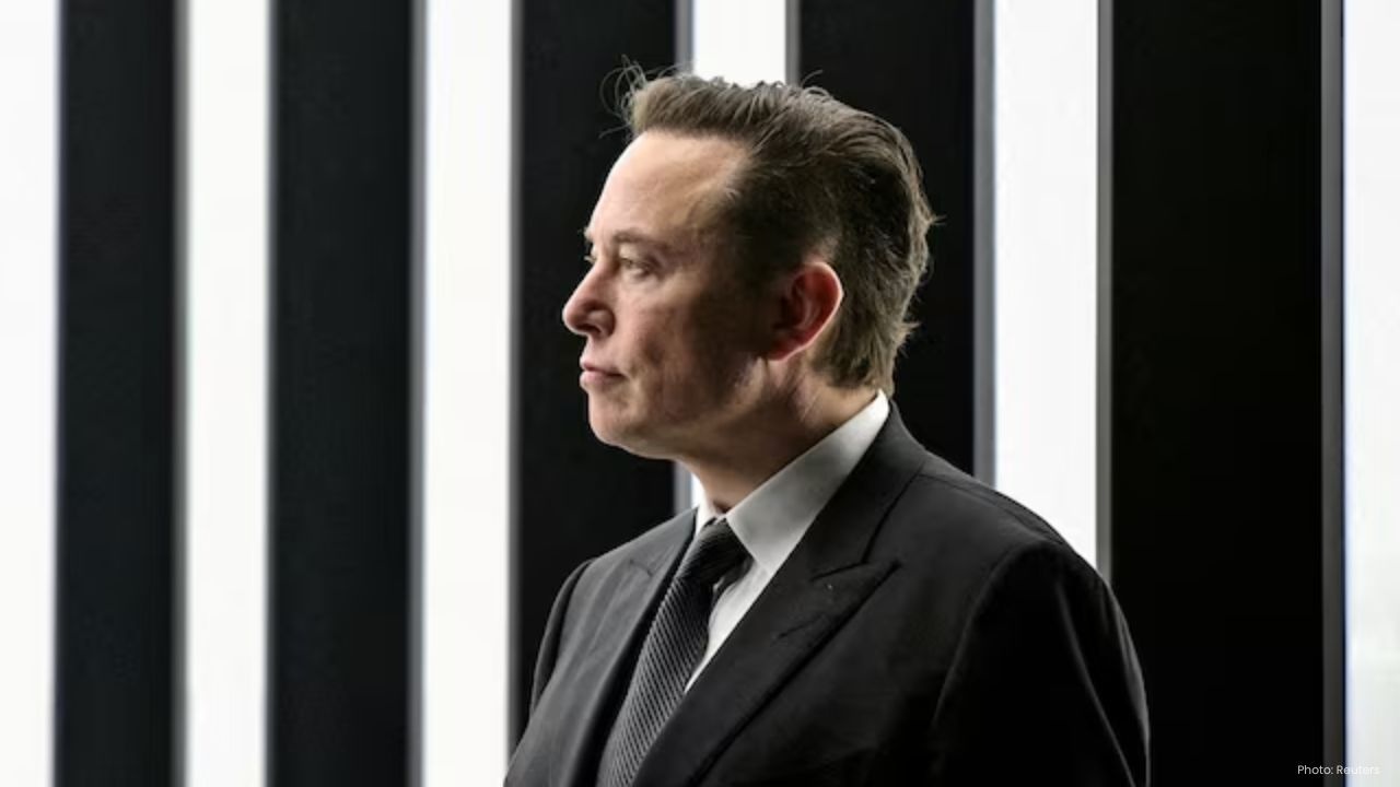 Elon Musk Foresees AI Revolution: A Future Without Jobs