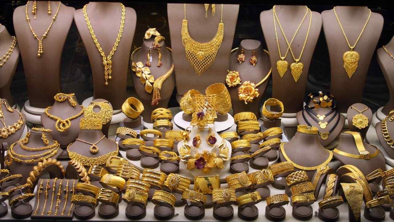 Unraveling the Surge in Gold Prices Across India