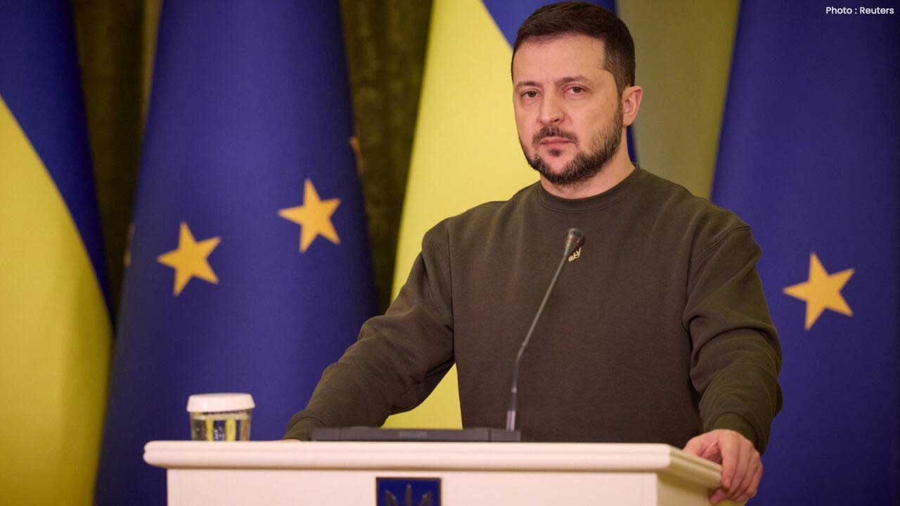 EU Reaffirms Financial Aid for Ukraine, Postpones Access to Russian Funds