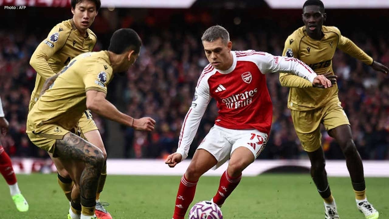 Arsenal Move Four Points Clear as Manchester City Stumble