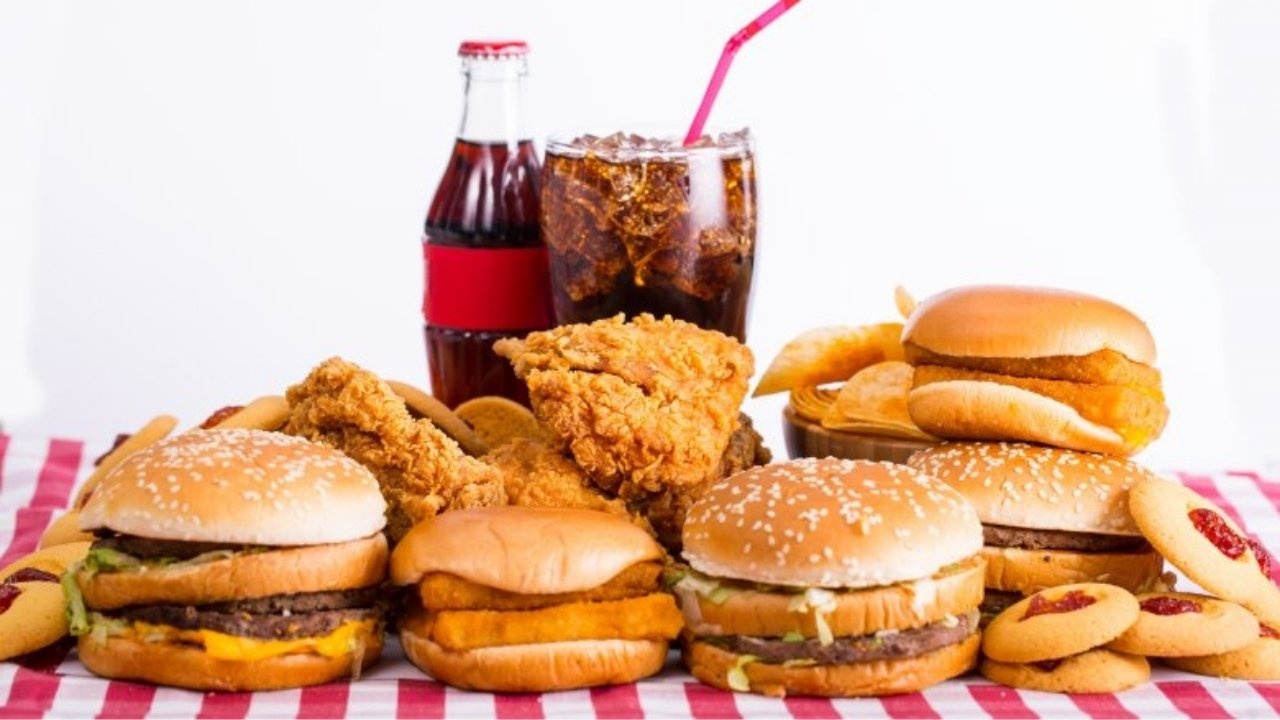 Snackable Seasons: Why Limited-Edition Flavours Are Driving Menus and Social Buzz