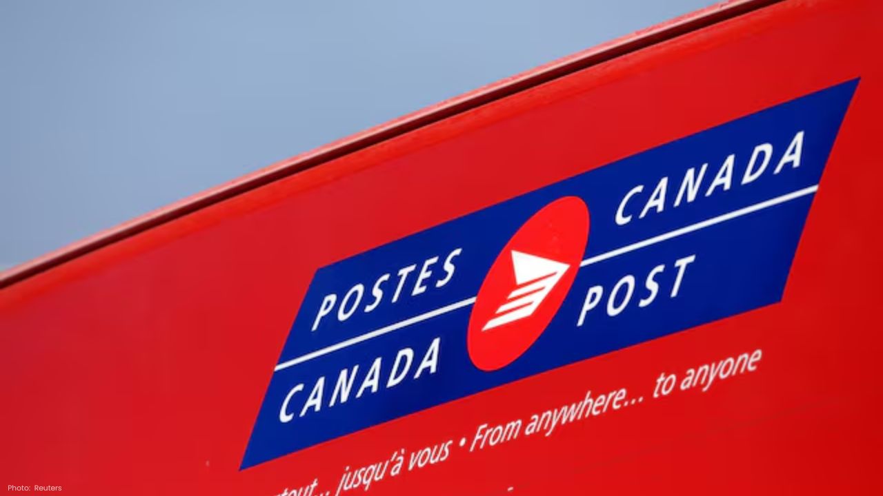 Canada Post cuts jobs amid government-led restructuring drive
