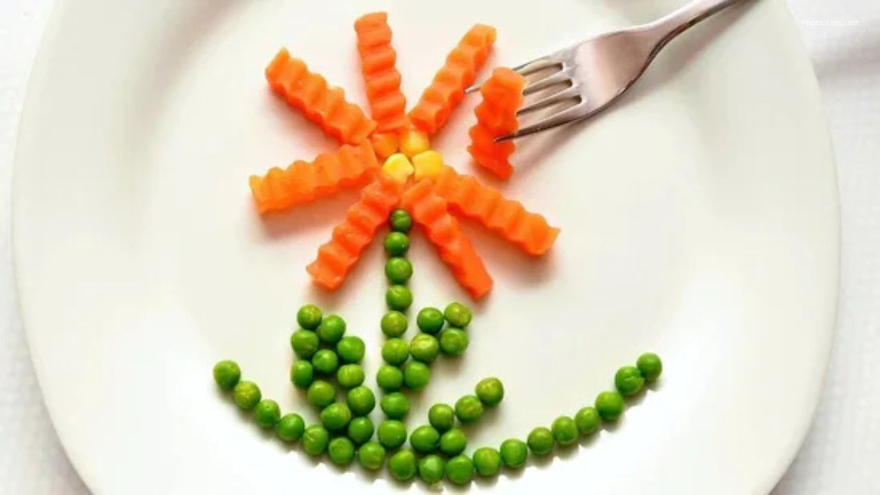 53-Year-Old Longevity Expert Shares a Simple Meal-Order Rule