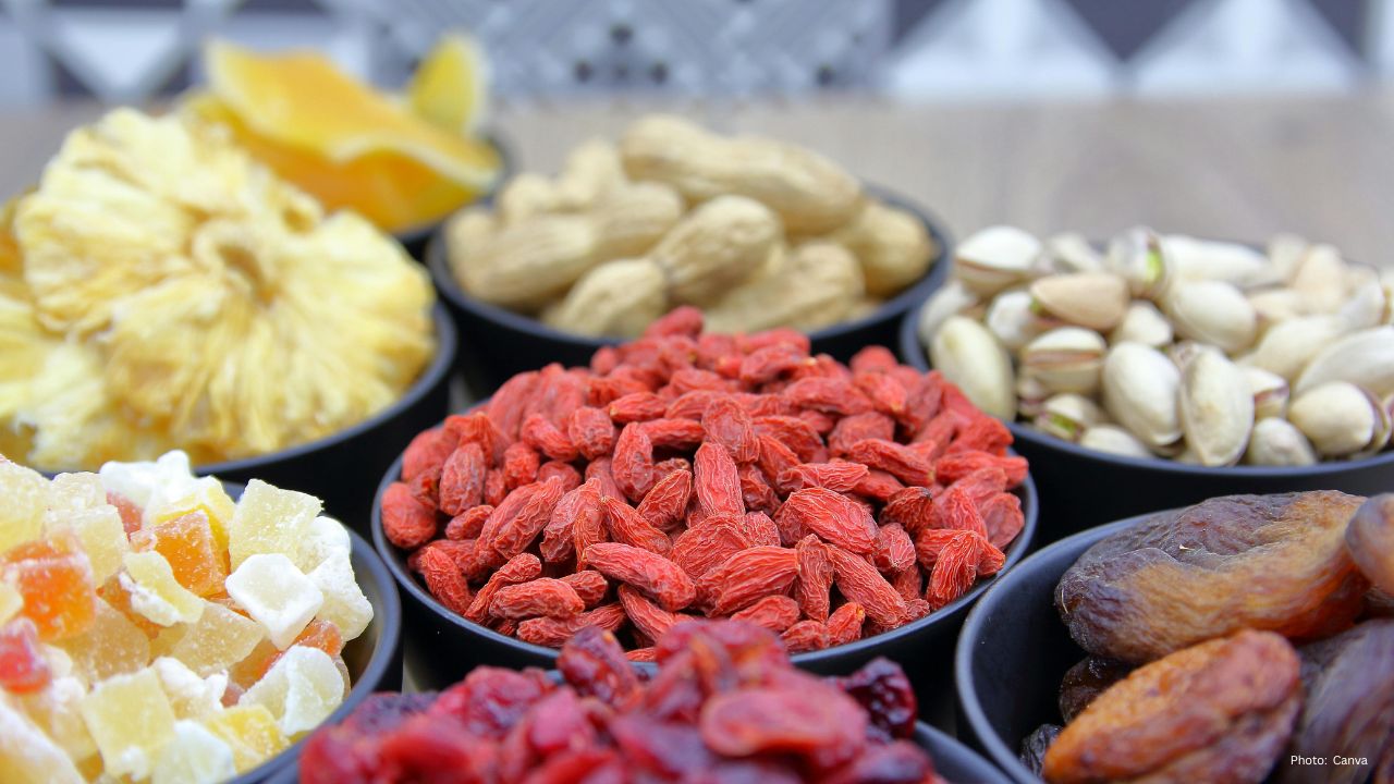 Daily Dry Fruits: A Gentle Guide to the Right Almond and Walnut Portions for Heart and Mind