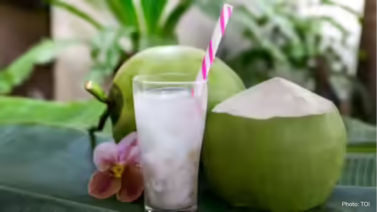 Aloe Vera Juice vs Coconut Water — a gentle guide to staying hydrated