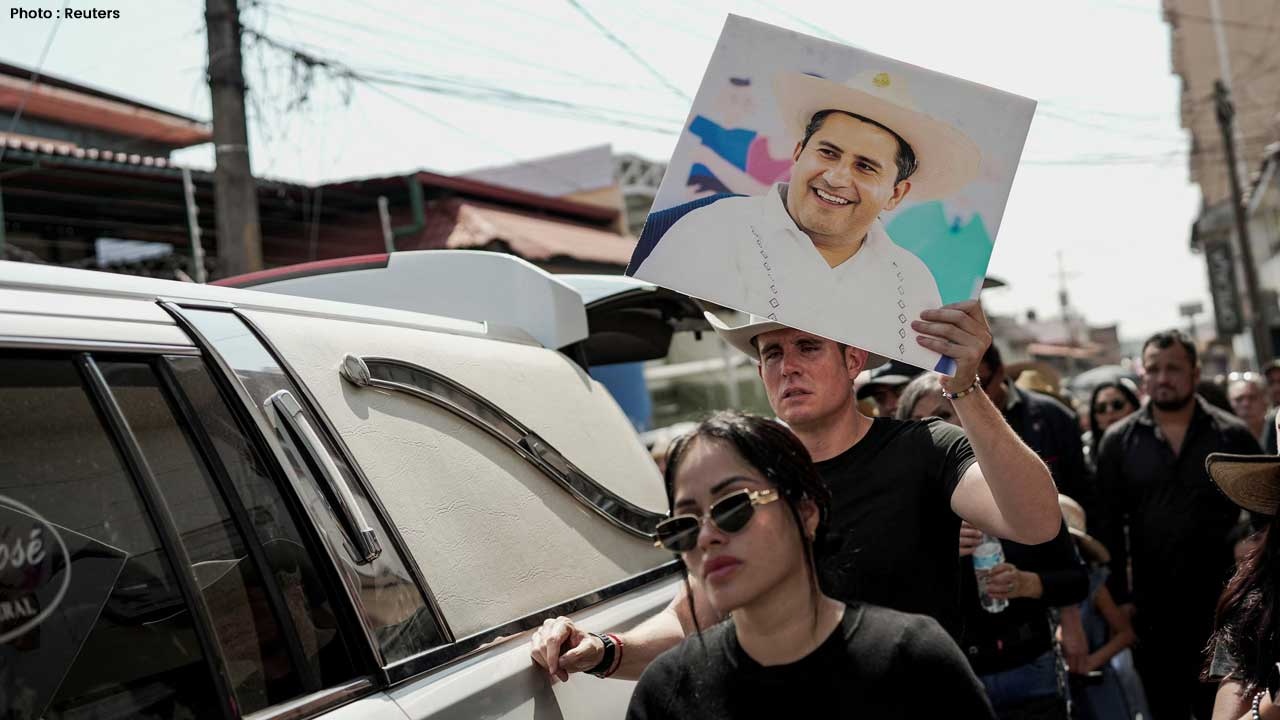 Mexico's Youth Violence: Forensic Evidence Links Teen to Mayor Carlos Manzo's Murder