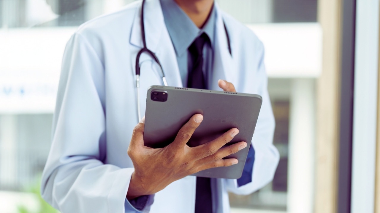 Redefining Wellness: The Rise of Home-Based Health Diagnostics and Wearable Technology