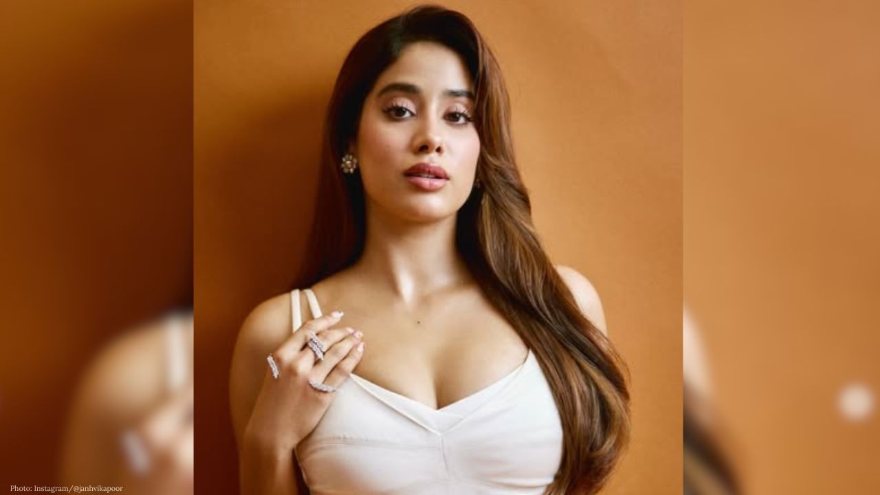 Janhvi Kapoor's Playful Response to Ananya Panday's Style Match with Shikhar