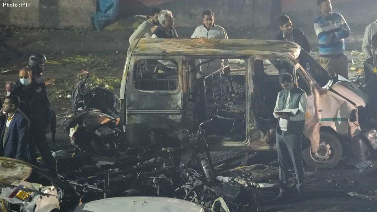 Tragic Blast Near Delhi's Red Fort: 9 Lives Lost, 20 Wounded